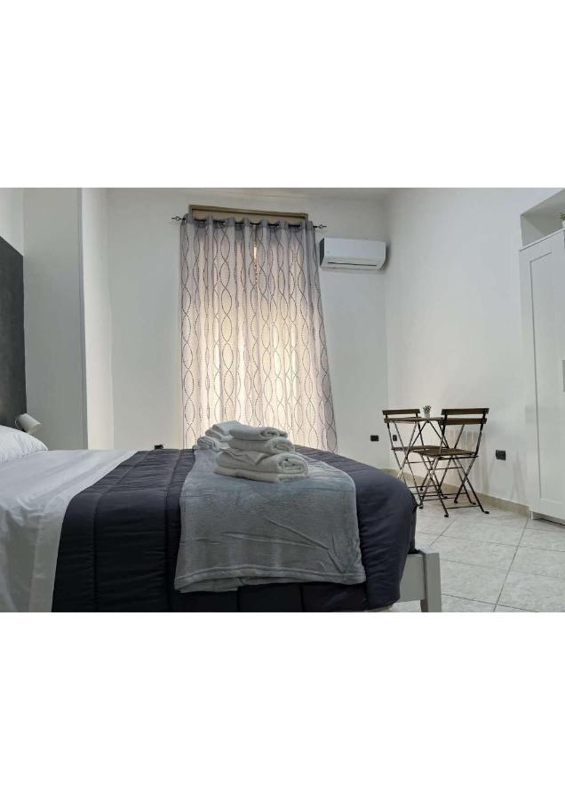 La Svolta Rooms เนเปิลส์ ภายนอก รูปภาพ
