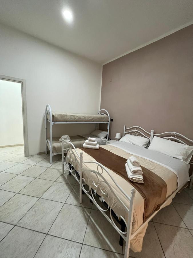 La Svolta Rooms เนเปิลส์ ภายนอก รูปภาพ